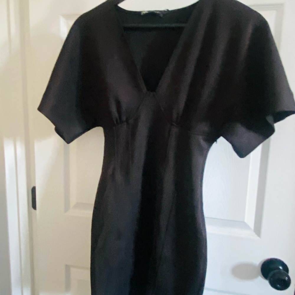 NWT: Classic Zara Black Sheath Mini Dress with V-Neck and Flutter Sleeves